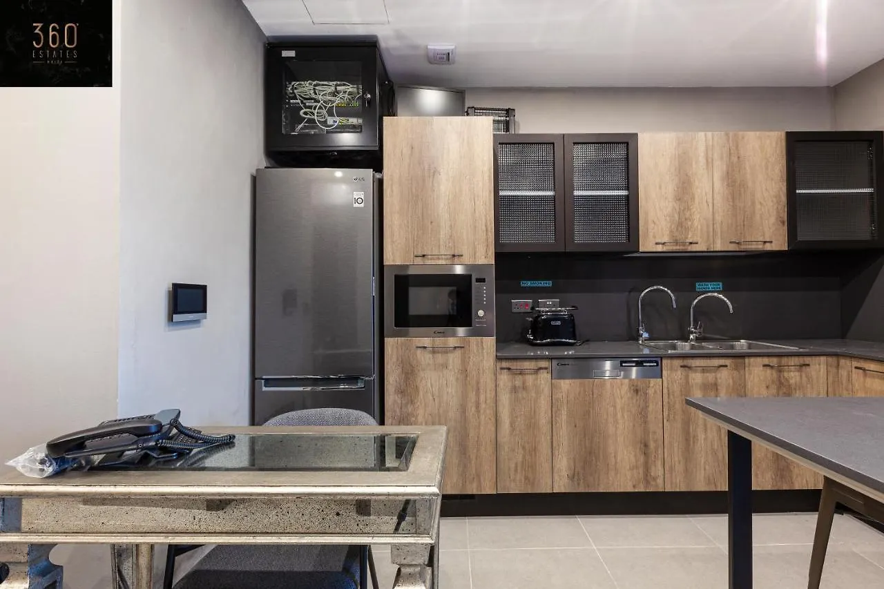 Apartment Lovely Vacation, Private Entrance Home With Wifi By 360 Estates Msida