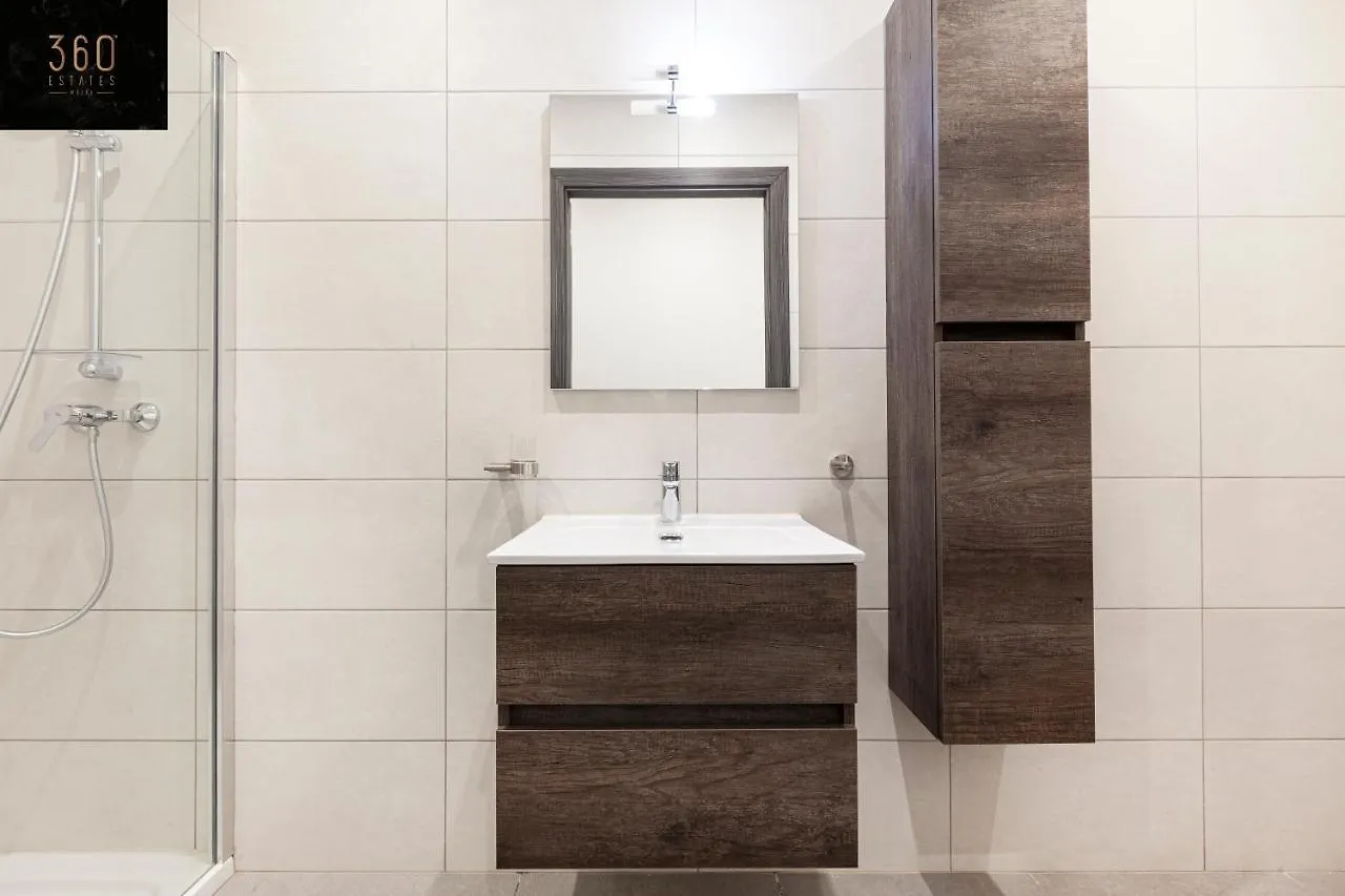 Lovely Vacation, Private Entrance Home With Wifi By 360 Estates Msida